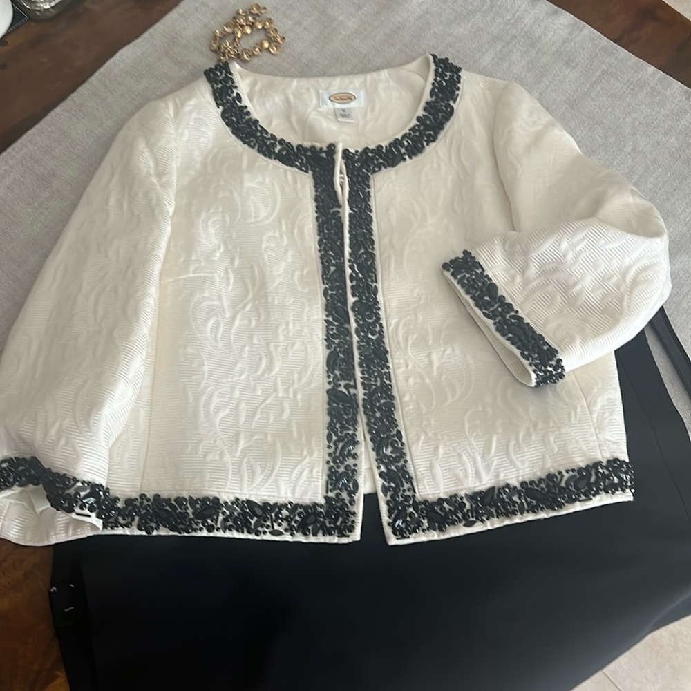Jacket with beads